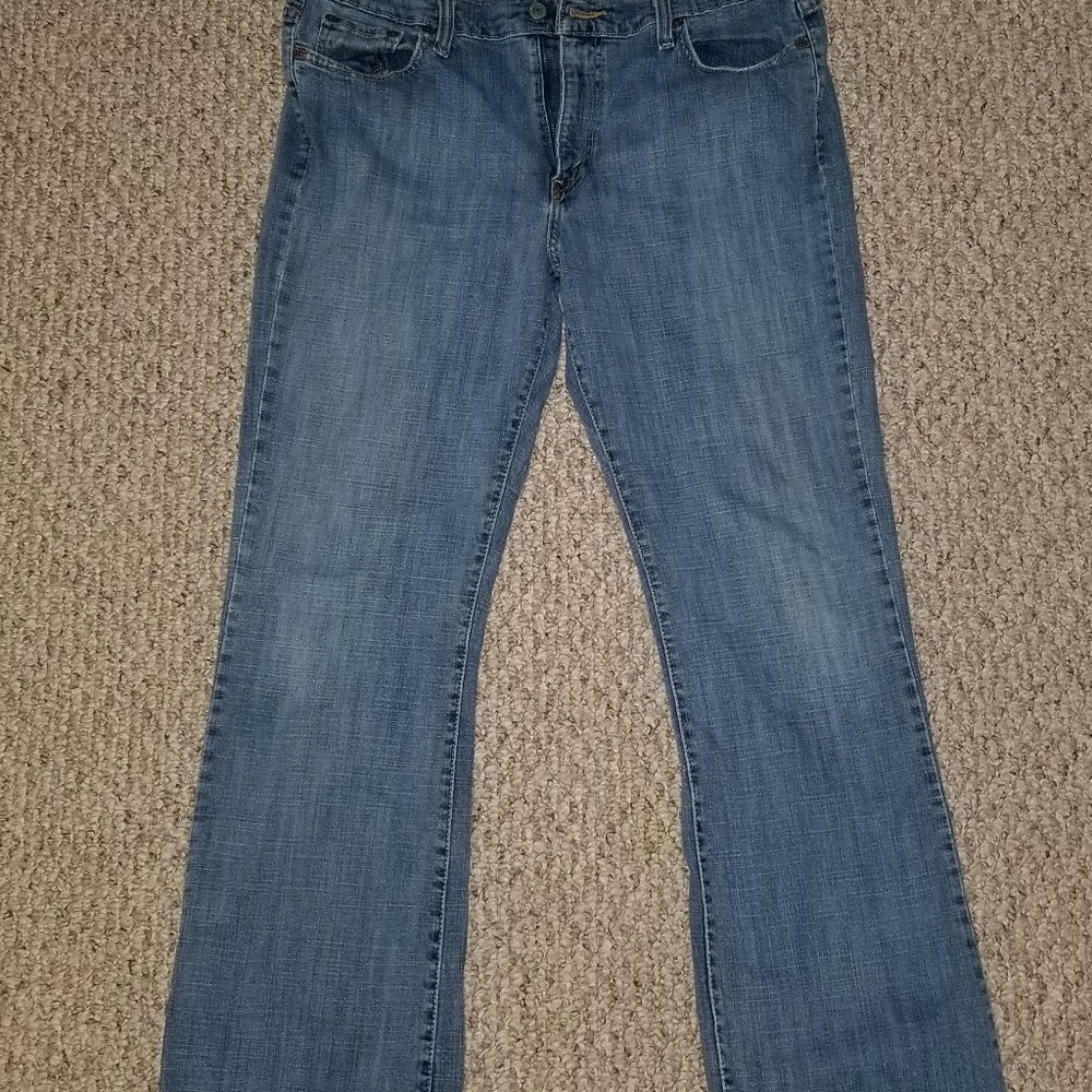 Womens Levi's 515 Bootcut. Size 14. NWOT.
